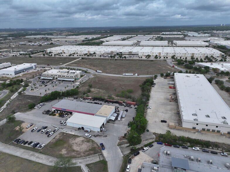 More Photos Of Verde Parkway, Schertz Land For Sale