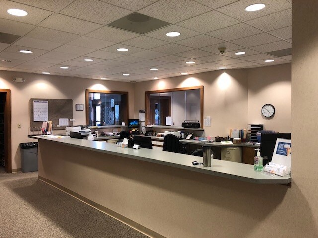 More Photos Of 8510-8514 Broadway, Merrillville Medical For Sale
