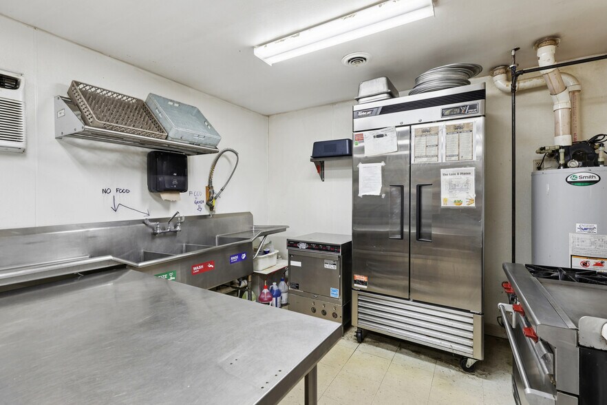 More Photos Of 309 Trail St, La Valle Restaurant For Sale