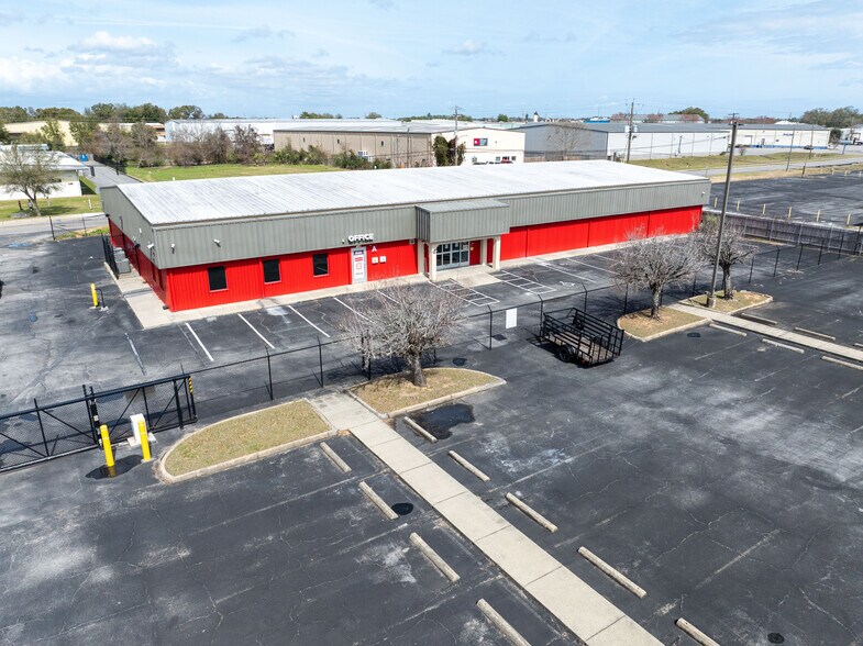 More Photos Of 3670 N L St, Pensacola Office For Sale