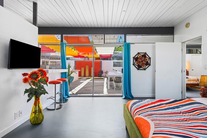 More Photos Of 795 E Chuckwalla Rd, Palm Springs Apartments For Sale
