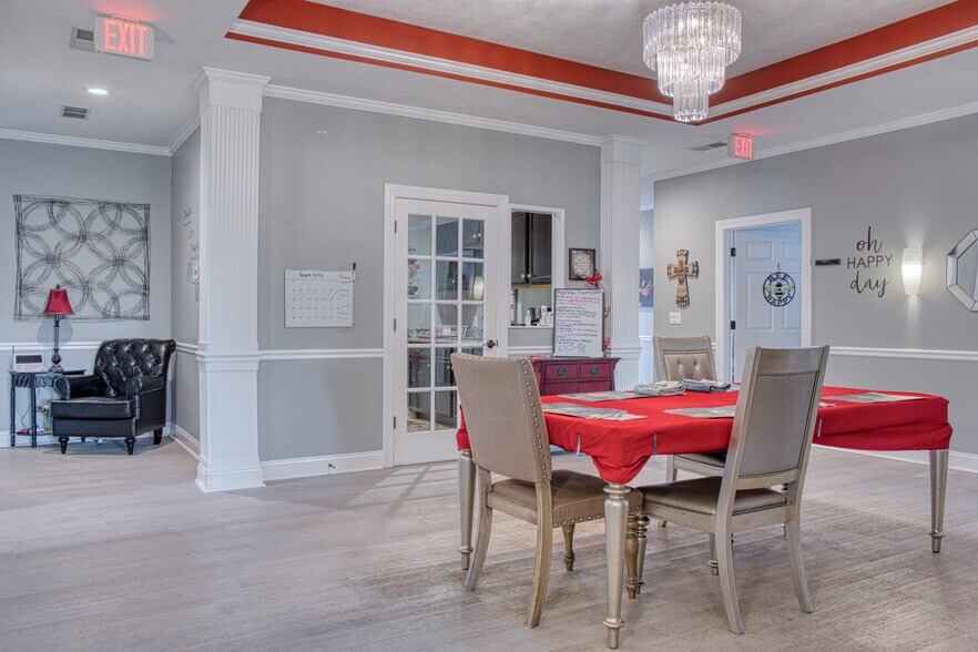 More Photos Of 1605 Vandekarr Rd, Owosso Assisted Living For Sale
