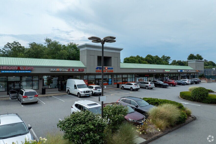 More Photos Of 205 Main St, Norwalk Unknown For Lease