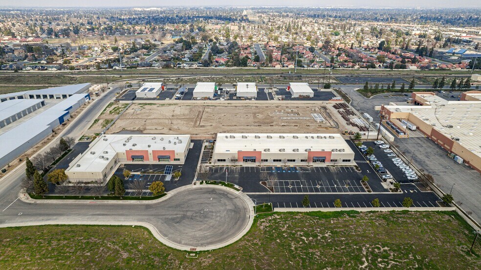 More Photos Of , Bakersfield Office For Sale