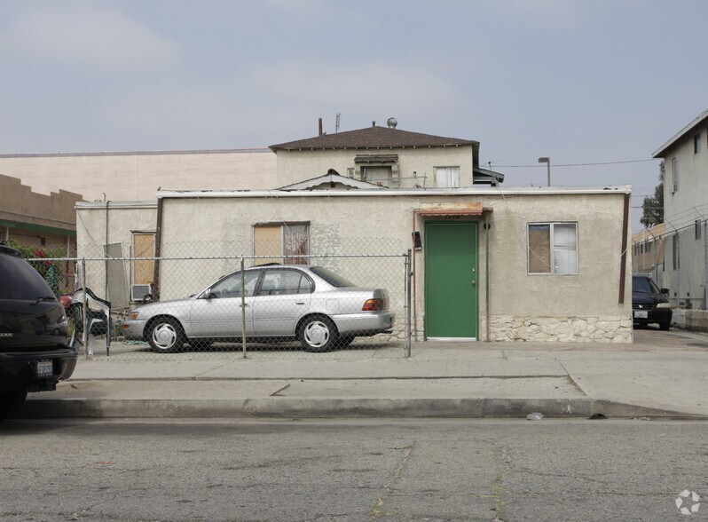 More Photos Of 11329 Sherman Way, Sun Valley Apartments For Sale