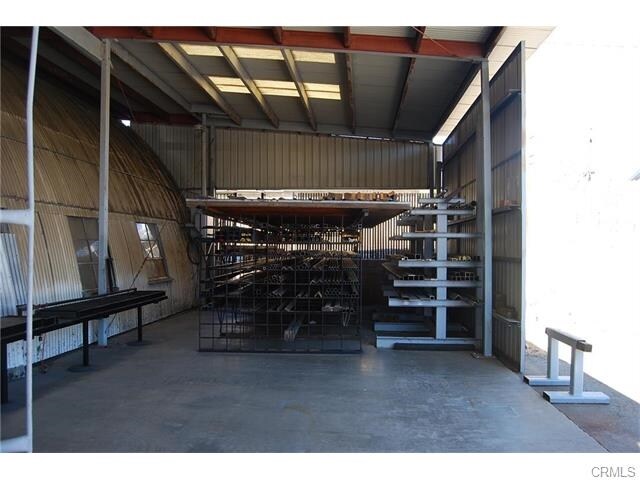 More Photos Of 498 W 6th St, Beaumont Warehouse For Sale