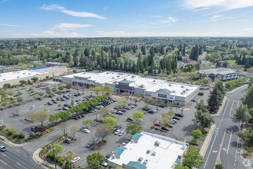 More Photos Of 875 E Bidwell St, Folsom General Retail For Sale