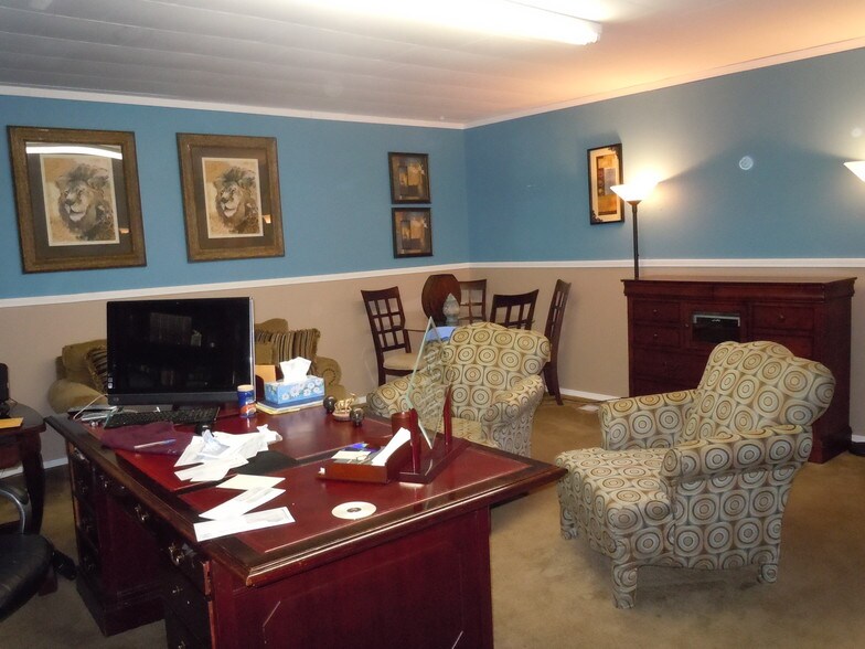 More Photos Of 2024 N Maplewood Ave, Tulsa Religious Facility For Sale