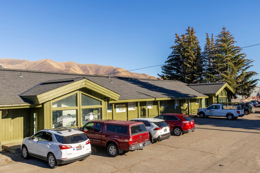 More Photos Of 21 E Maple St, Hailey Office For Sale