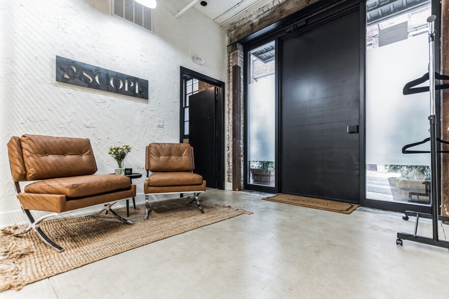 More Photos Of 1233-1235 Hamilton St, Philadelphia Loft Creative Space For Lease