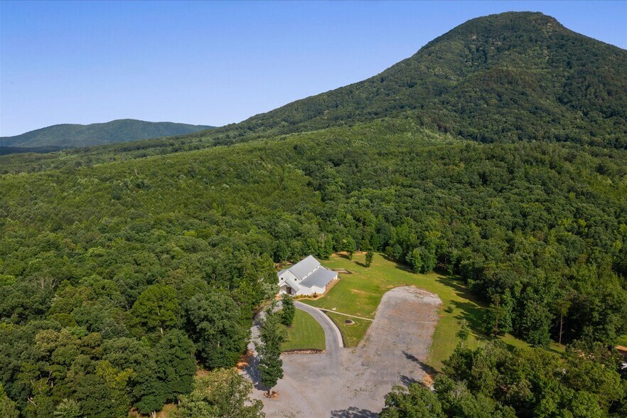 More Photos Of 2948 Holly Creek Cool Sprgs Rd, Chatsworth Specialty For Sale