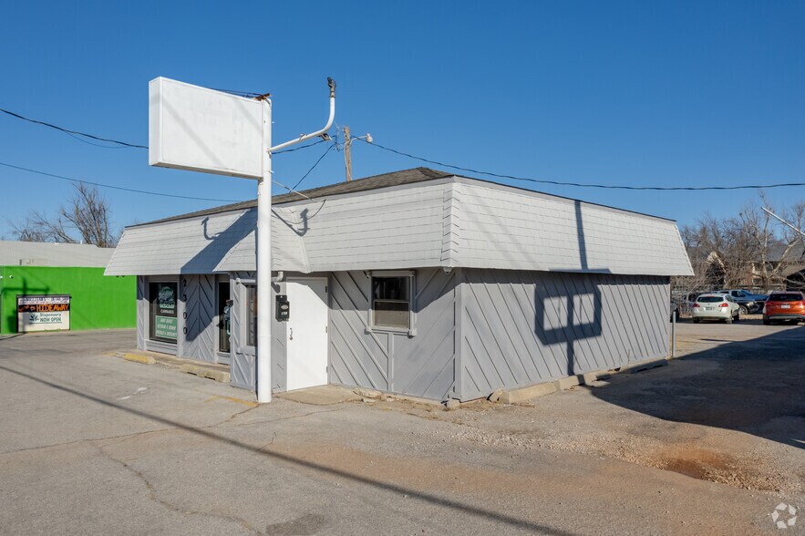 Primary Photo Of 2300 S Air Depot Blvd, Midwest City Freestanding For Lease
