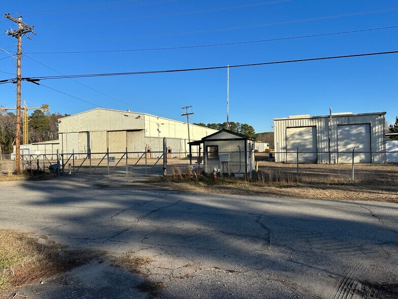 More Photos Of 1549 Vance St, Rocky Mount Warehouse For Sale
