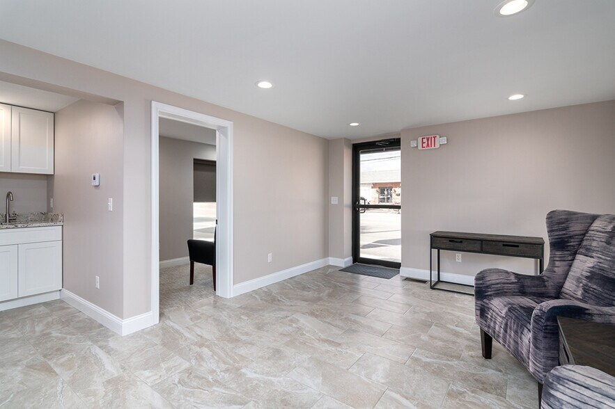 More Photos Of 838 Reservoir Ave, Cranston Freestanding For Sale