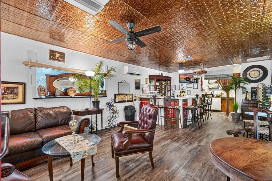More Photos Of 3323 Saint Johns Ave, Palatka Restaurant For Sale