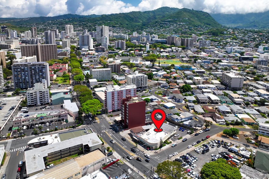 More Photos Of 1694 Kalakaua Ave, Honolulu Freestanding For Sale