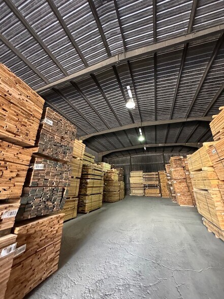 More Photos Of 272 Mule Academy Rd, Fishersville Flex For Sale