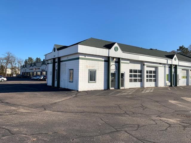 More Photos Of 3407 E Hamilton Ave, Eau Claire Auto Repair For Lease