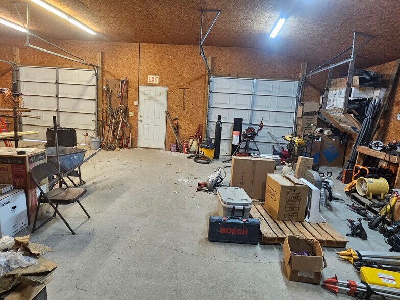 More Photos Of 301 Ramblin Rd, West Columbia Office For Sale