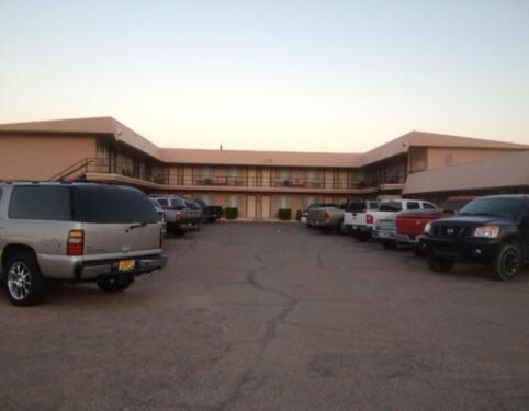 Primary Photo Of 508 S White Sands Blvd, Alamogordo Hotel For Sale