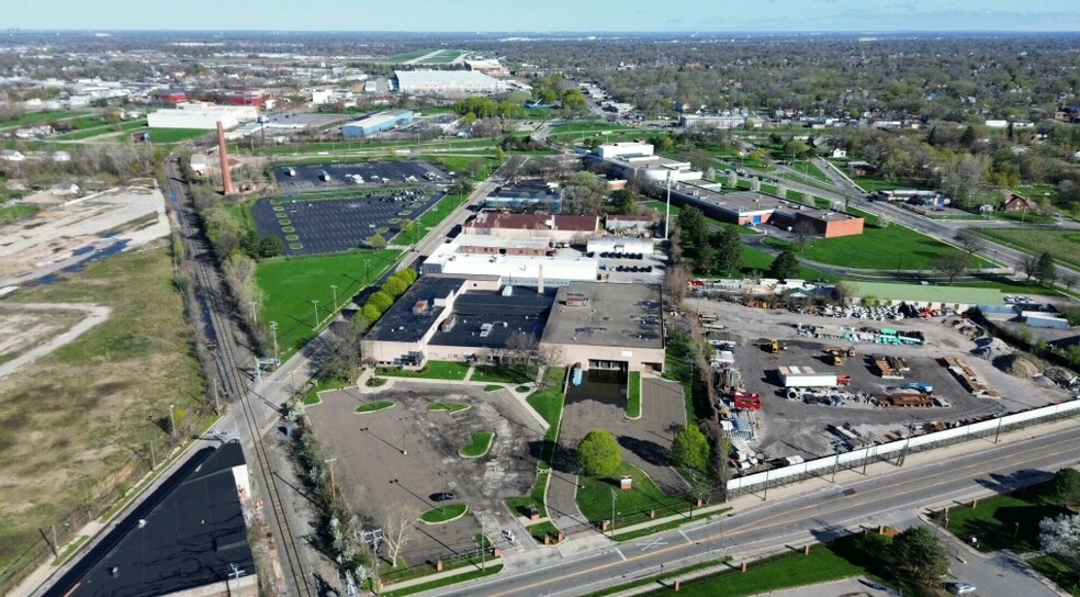 More Photos Of 5600 Saint Jean St, Detroit Flex For Sale