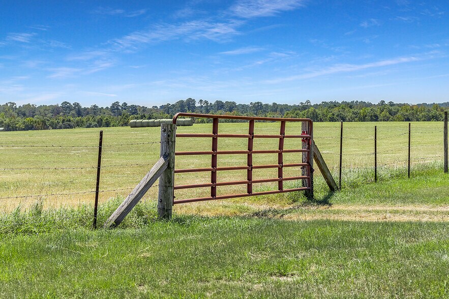 More Photos Of 1110 US Highway 280 W, Reidsville Specialty For Sale