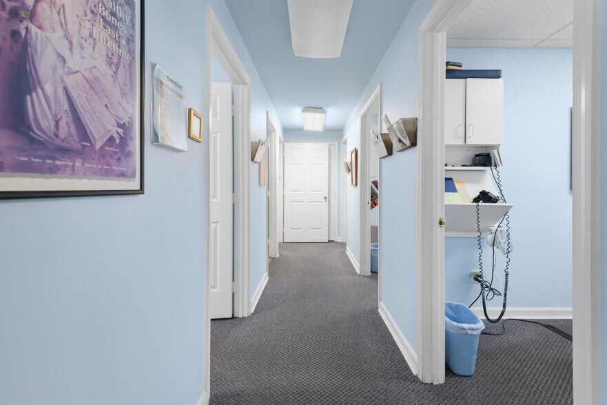 More Photos Of 2701 Olney Sandy Spring Rd, Olney Flex For Sale