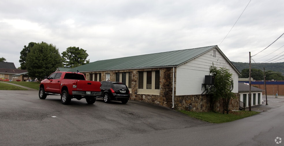 More Photos Of 325 N Kingston Ave, Rockwood Daycare Center For Sale