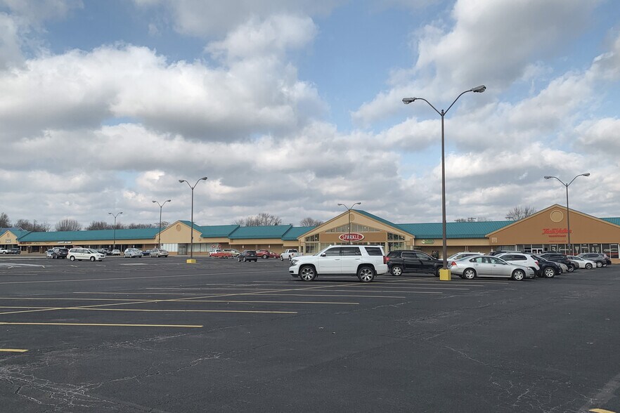 Primary Photo Of 2080 W State St, New Castle Unknown For Lease