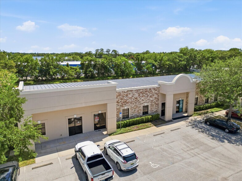 More Photos Of 4009-4033 W 1st St, Sanford Office For Sale