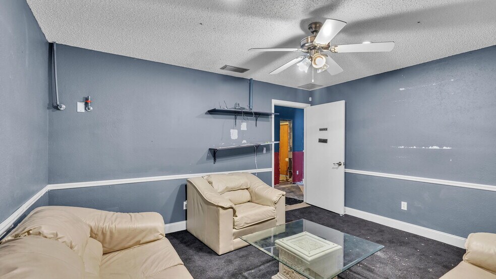 More Photos Of 4314 N Suncoast Blvd, Crystal River Office For Sale