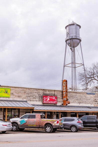 More Photos Of 311 Main St, Bandera Restaurant For Sale