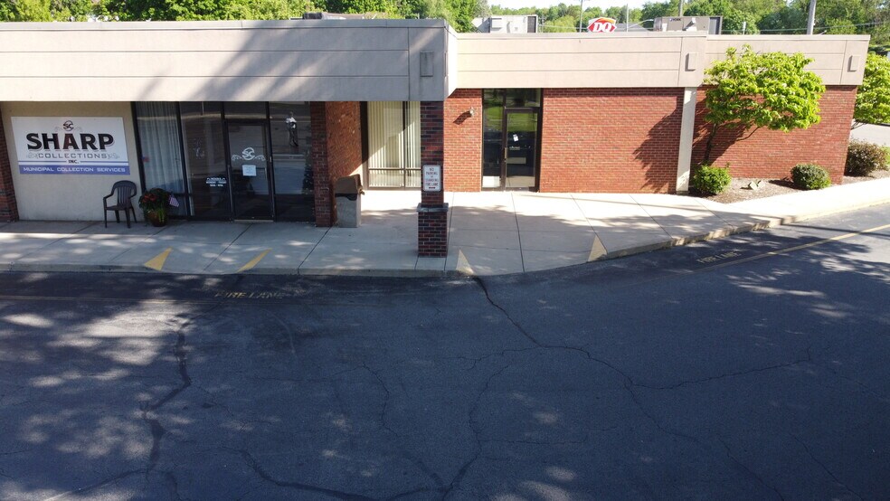 More Photos Of 62 E Shenango St, Sharpsville Storefront For Lease