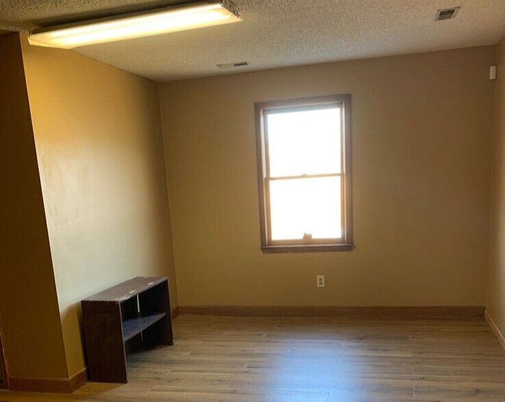 More Photos Of 6120 Augusta Rd, Greenville Office Residential For Sale