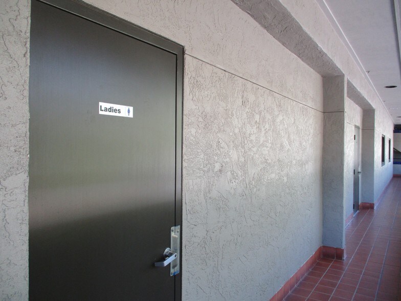 More Photos Of 575 Lincoln Ave, Napa Office For Lease