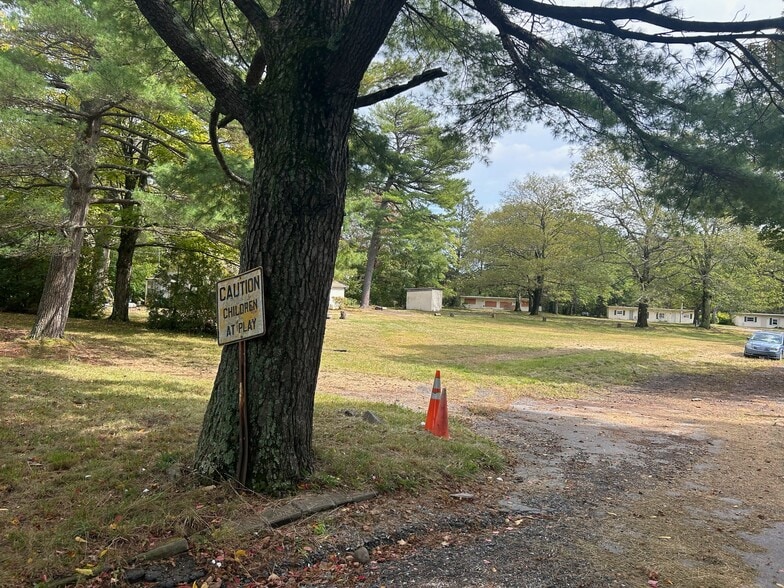 More Photos Of 574 NY-32A Rt, Palenville Hotel For Sale