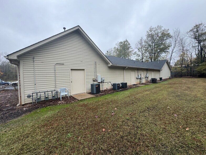 More Photos Of 512 Klumac Rd, Salisbury General Retail For Sale