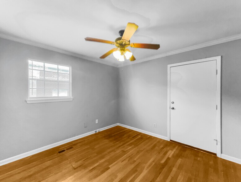 More Photos Of 3801 Millcreek Ln, Tuscaloosa Office For Lease