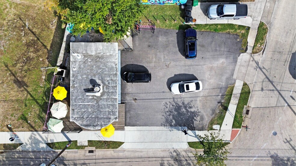 More Photos Of 4409 Canal St, Houston General Retail For Sale