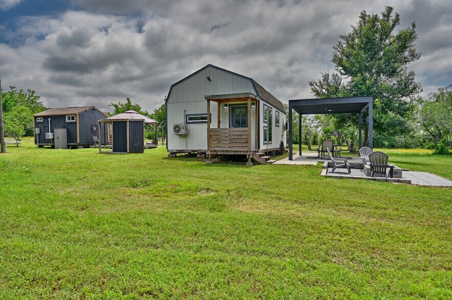 More Photos Of 14619 Highway 36 South, Somerville Specialty For Sale