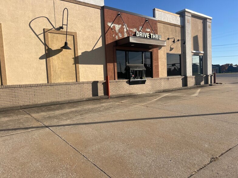 More Photos Of 1020 W Buchanan St, California Fast Food For Sale