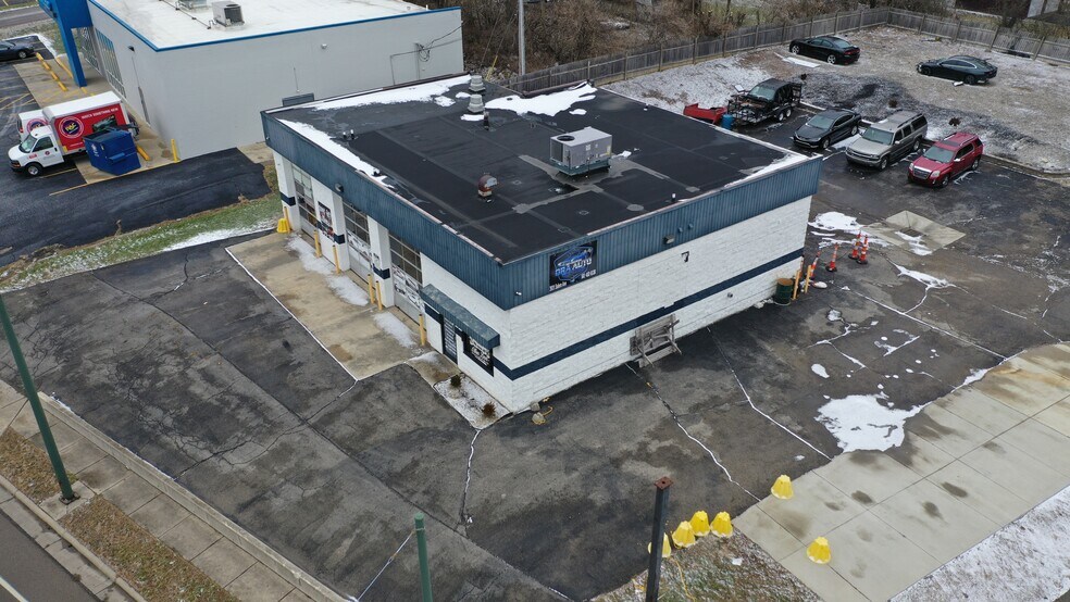 More Photos Of 3931 Salem Ave, Dayton Auto Repair For Sale