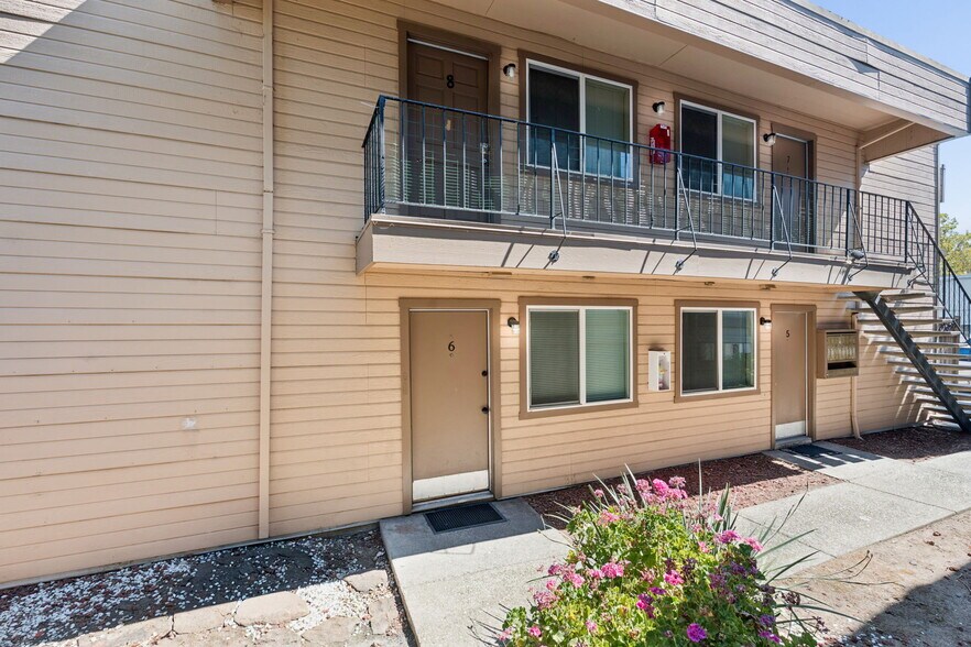 More Photos Of 2067 Riley Ct, Concord Apartments For Sale