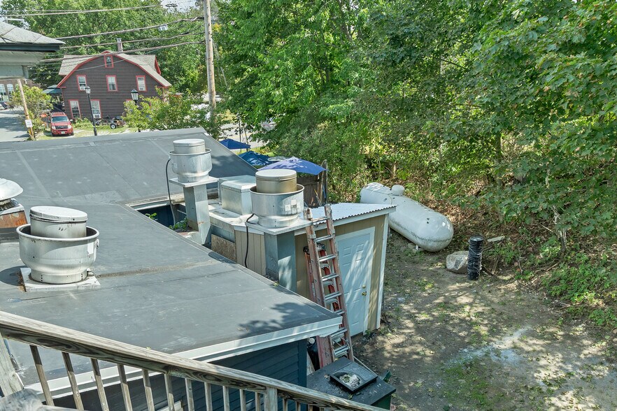 More Photos Of 40 Main St, Goffstown Restaurant For Sale