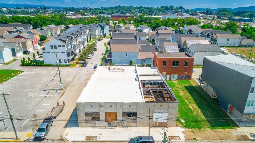 More Photos Of 615 E Main St, Chattanooga General Retail For Lease