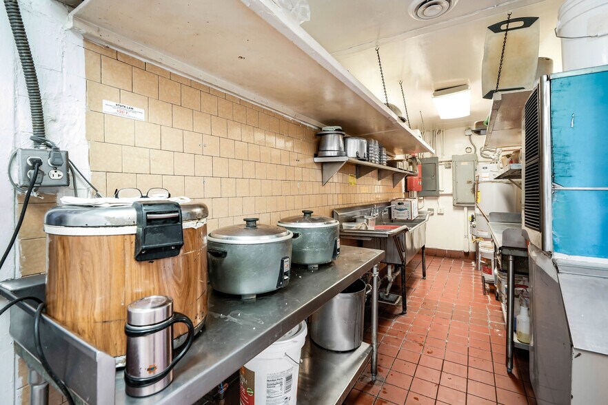 More Photos Of 1481-1489 W Holt Ave, Pomona Restaurant For Sale