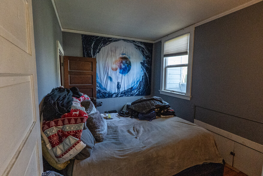 More Photos Of , Tacoma Multifamily For Sale