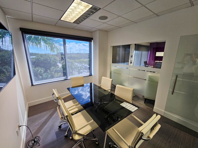 More Photos Of , Doral Office For Sale