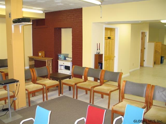 More Photos Of 65-67 Watervliet Ave, Albany Apartments For Lease