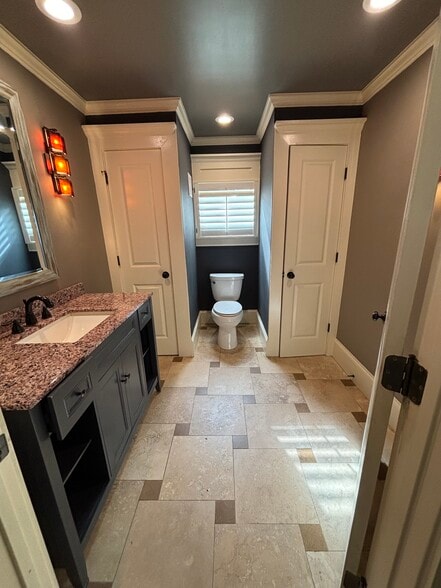 More Photos Of 133 W Candler St, Winder Office For Lease